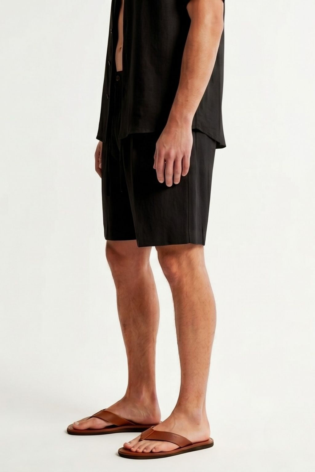 Essential Linen Short — Black